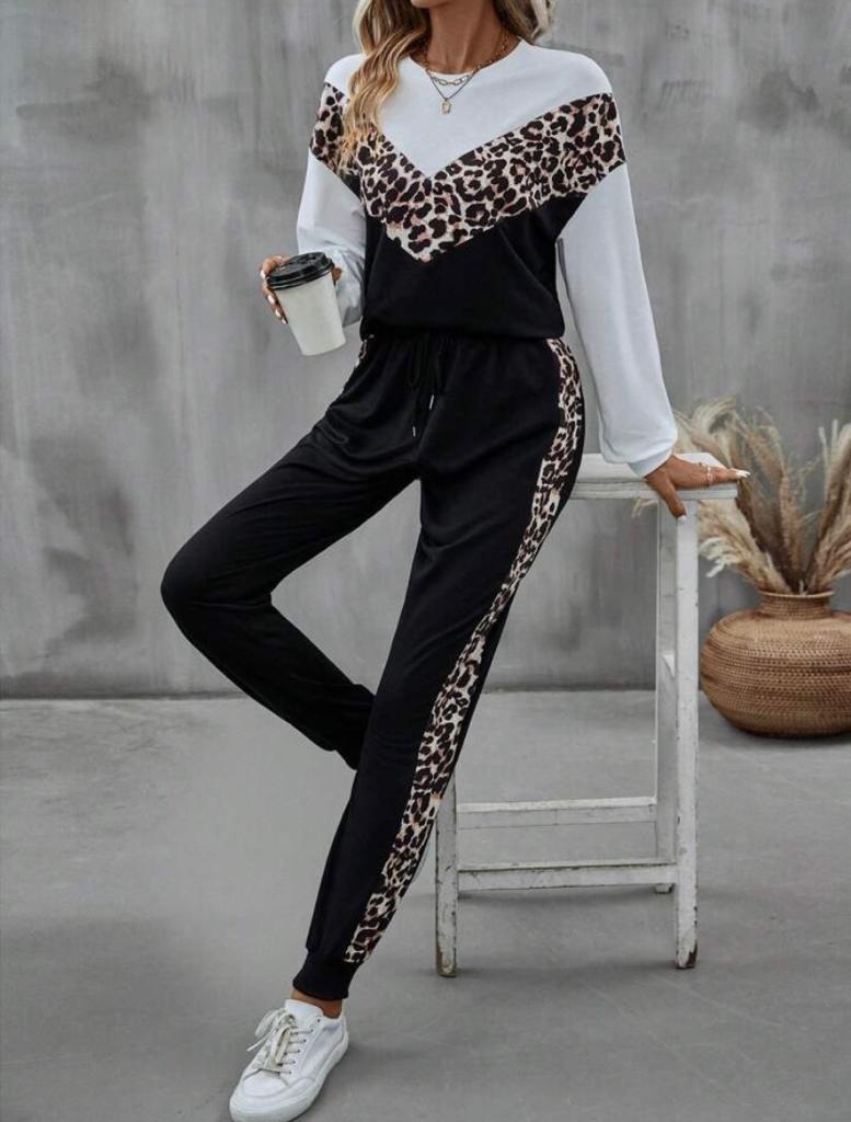 Printed Blouse and Pants Matching Set