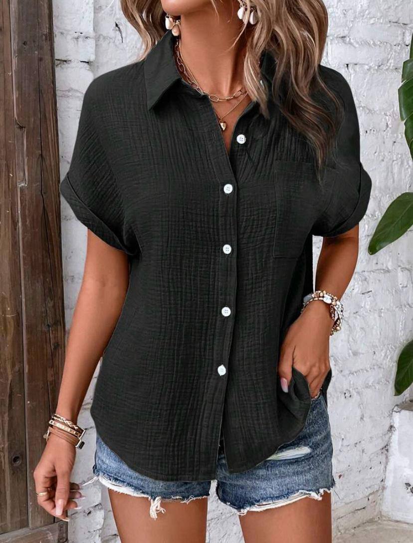 WOMEN TEXTURED BUTTON DOWN SHIRT WITH BATWING SLEEVE