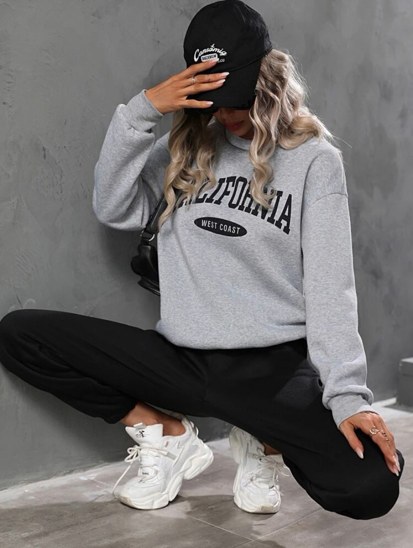 Letter Graphic Sweatshirt and Pants Matching Set