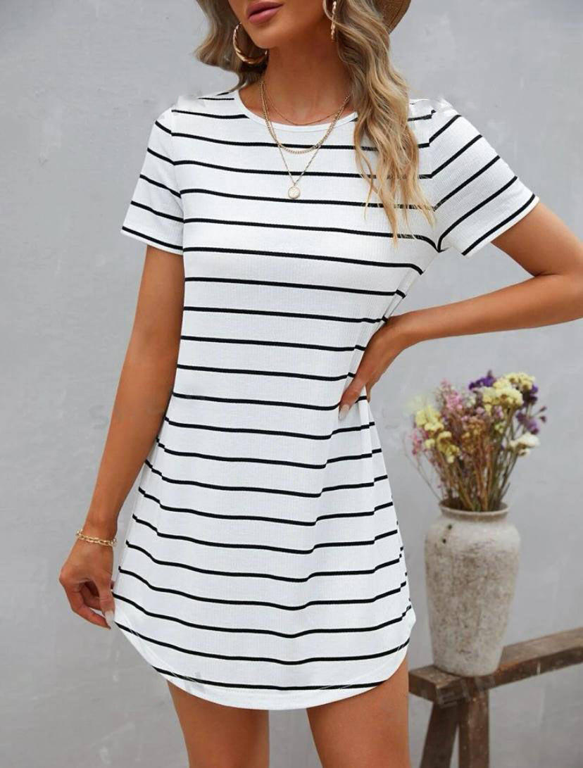 STRIPE SHIRT DRESS WITH BUTTON BACK