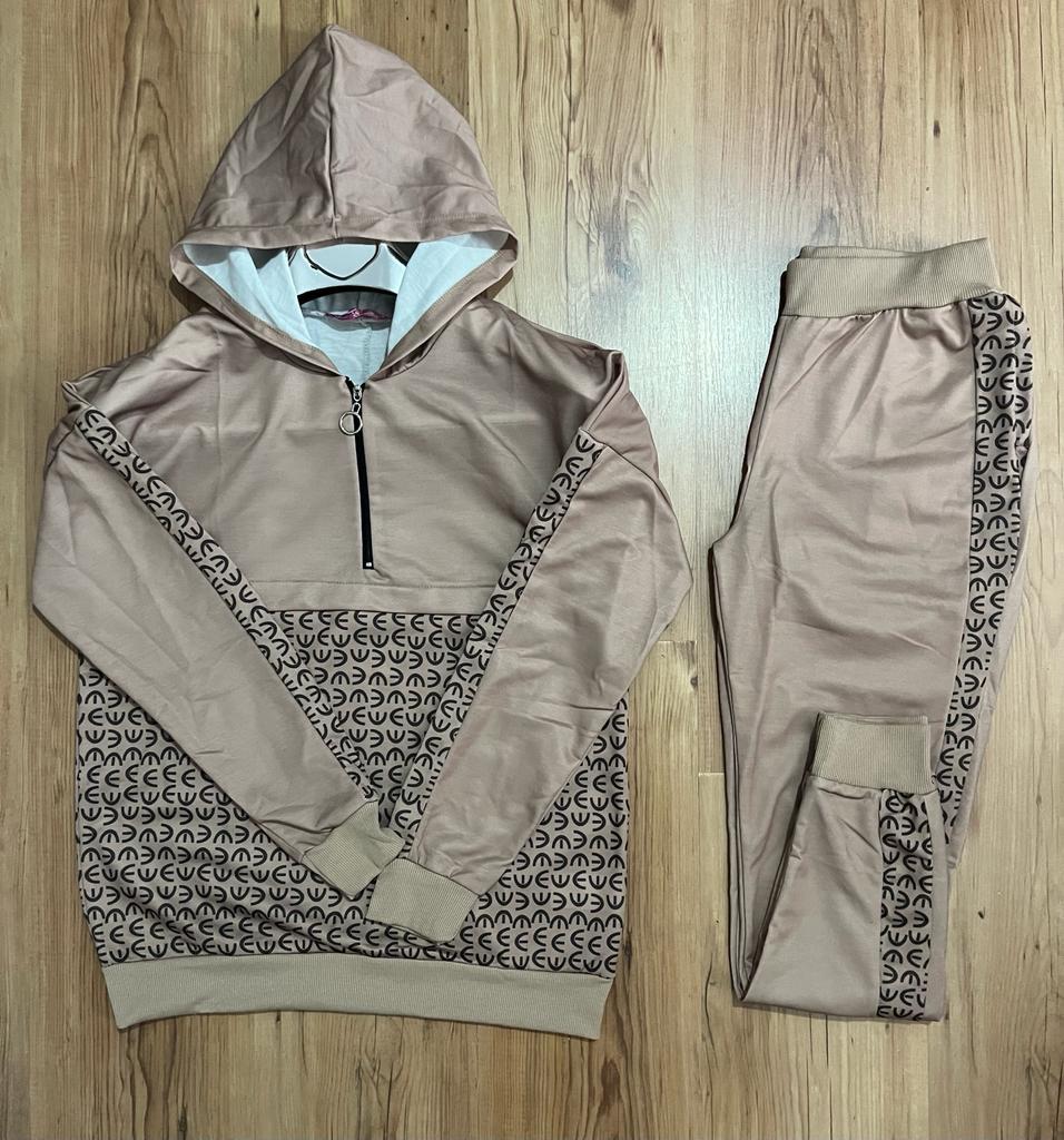 Printed Hoodie and Pants Matching Set