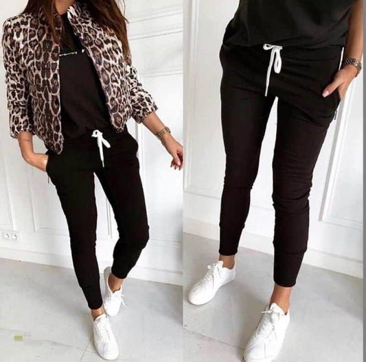 Women Elastic Waist Tapered Jogging Pants